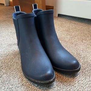 Lucky Brand Navy Ankle Rain Boot Size 7